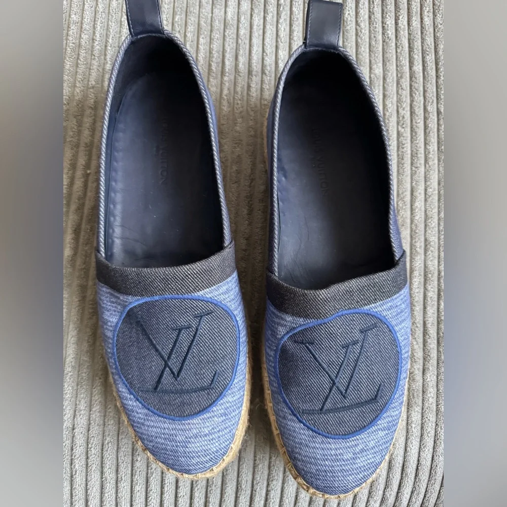 Sold❌❌❌Louis Vuitton 💯 Authentic Espadrilles Navy Blue size 40 with dust bags - Picture 5 of 13